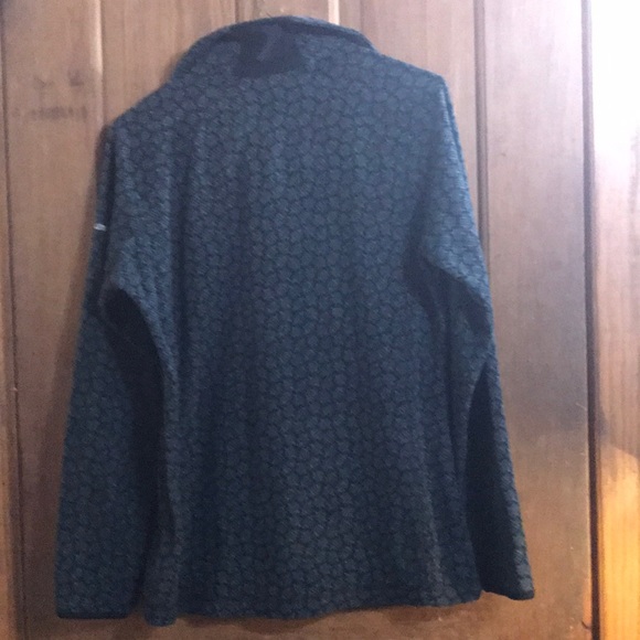 Columbia Medium Women’s Pullover - Picture 8 of 8
